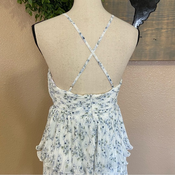 NWOT Lulus Petal Party White Floral Print Plisse Surplice Midi Dress - Picture 8 of 14